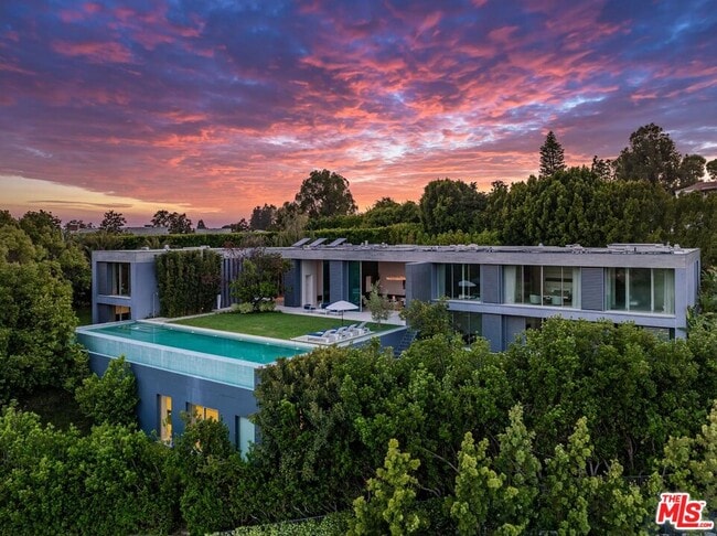 Building Photo - 670 Perugia Way Rental