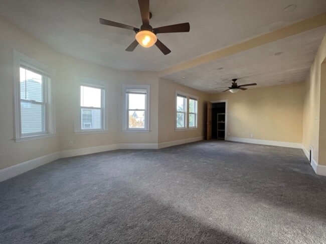 Photo - 55 Kenmere Rd Unit 55 Kenmere Rd