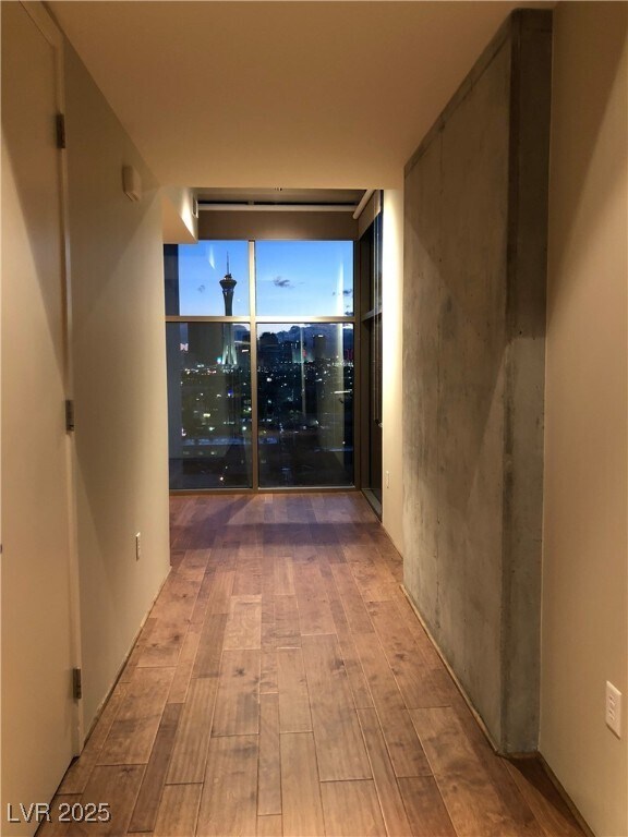 Building Photo - 353 E Bonneville Ave Unit 1201 Rental