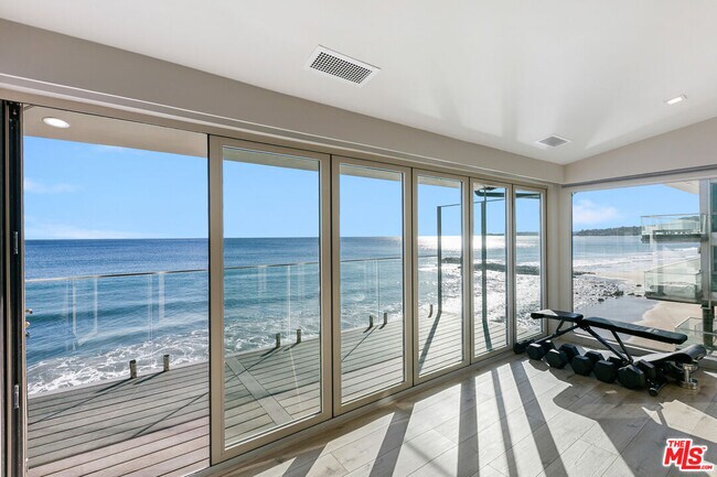 25216 Malibu Rd