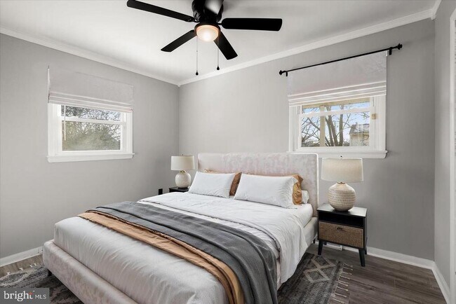 Photo - 517 Winters Ln