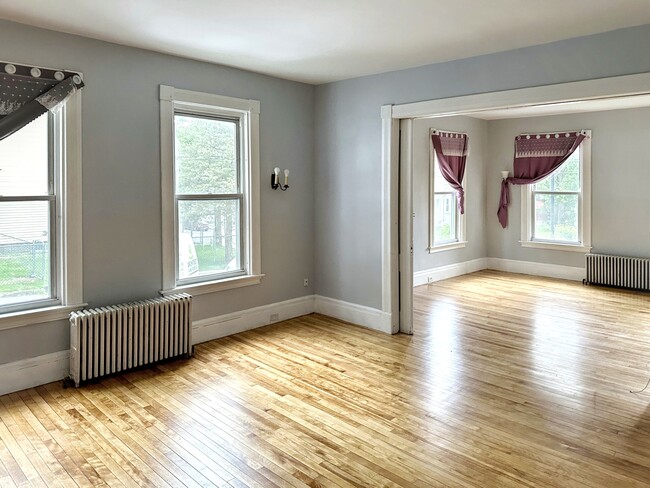 Photo - 115 Highland Ave Unit 1