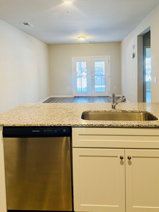 1BR, 1BA - Rocky River Apartments