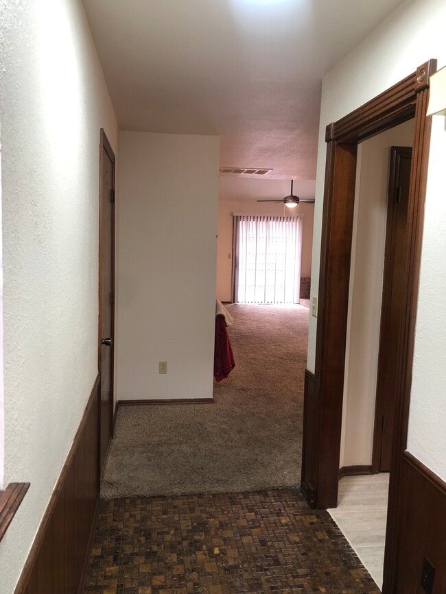 Photo - 9137 Knottingham