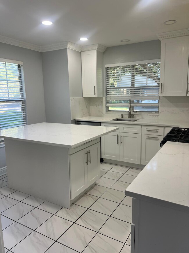 131 Bonney Ct