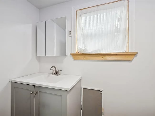 Building Photo - Charming 2 Bed 1 Bath in Butler!