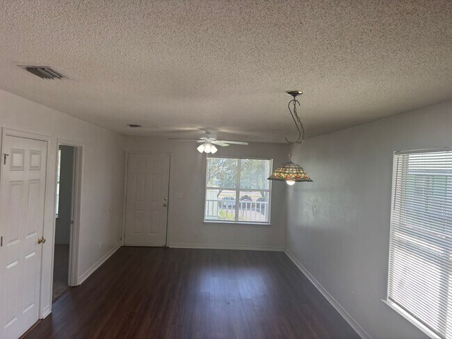 Photo - 567 Florosa Ct