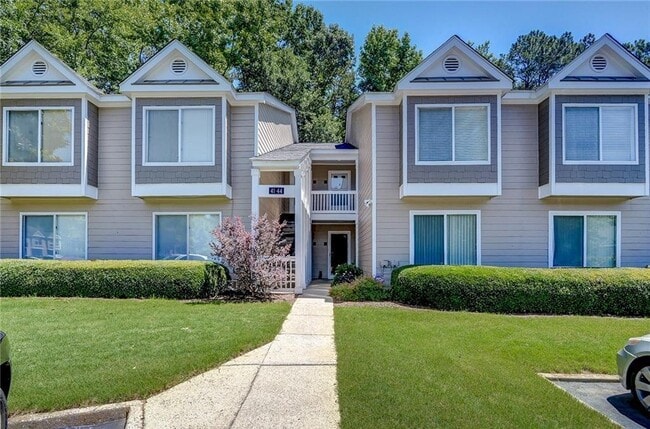 Building Photo - 44 Rumson Ct