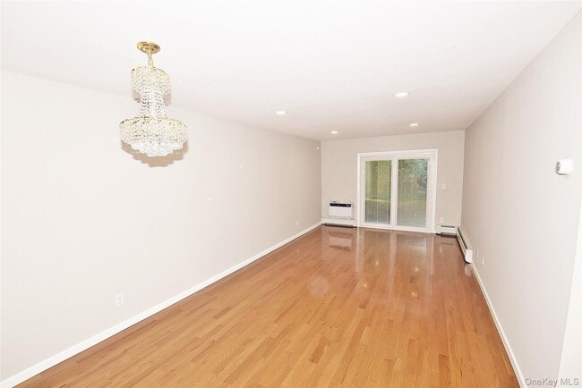 Photo - 208-04 Robert Rd Unit 189 L