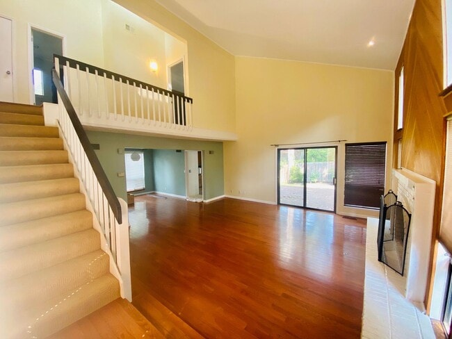 Photo - {13042} Contemporary in Lenexa + Fenced Yard + All Appliances Included