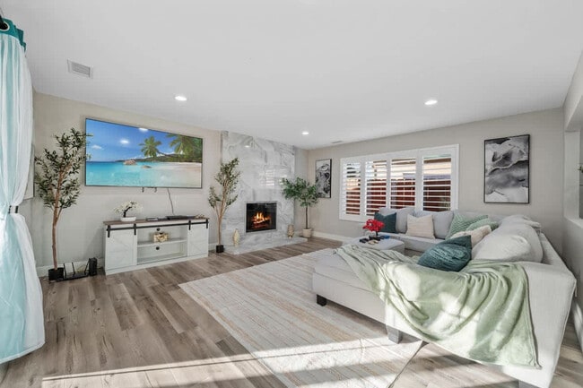 Building Photo - 7630 Andasol St Unit ID1465024P