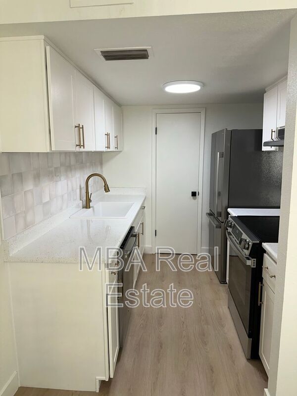 Photo - 8037 E Glenrosa Ave