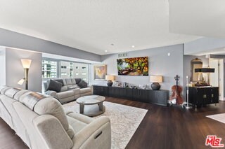 Photo - 13600 Marina Pointe Dr