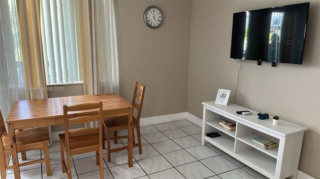 Photo - 90 Isle of Venice Dr Unit 7