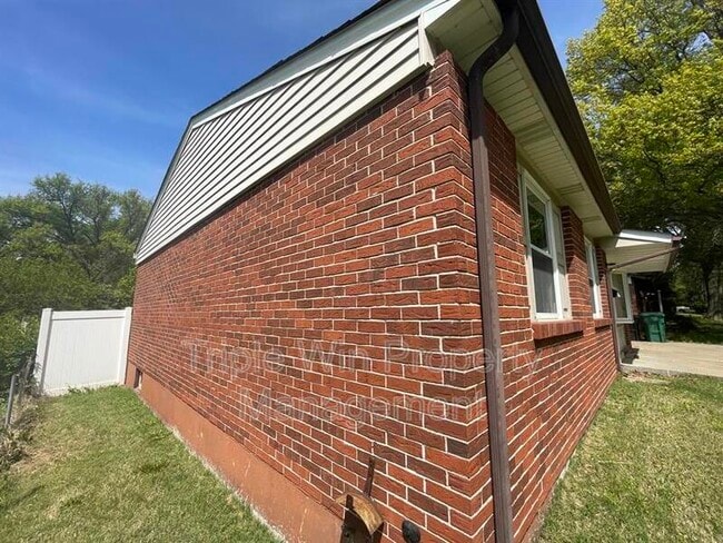 Photo - 2415 Stoney End Ct