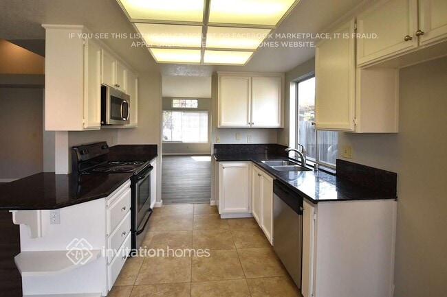 Photo - 8023 Pinot Noir Way