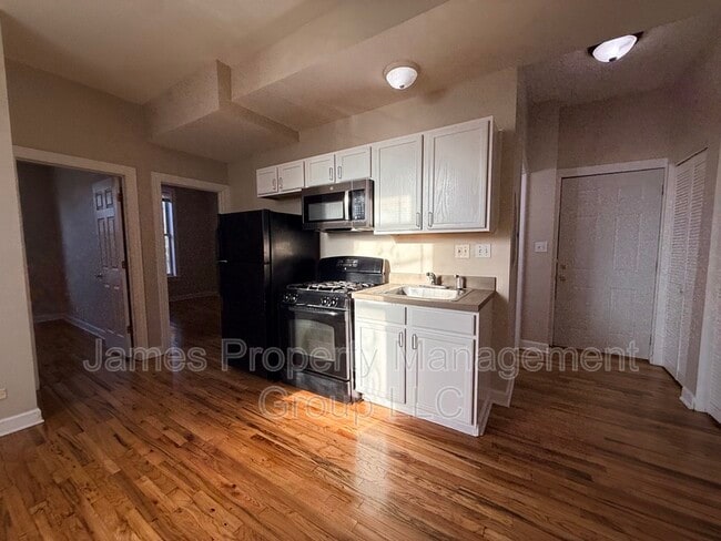 Photo - 2213 W Washington Blvd Unit 2R