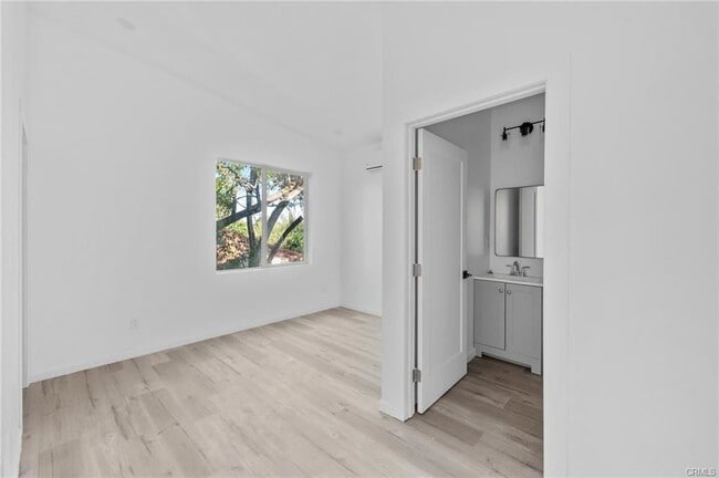 Photo - 8514 Wilbur Ave