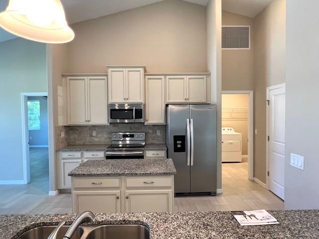 Photo - 1 Waldorf Pl