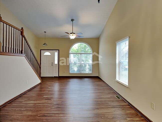 Photo - 2545 Willowgate Rd