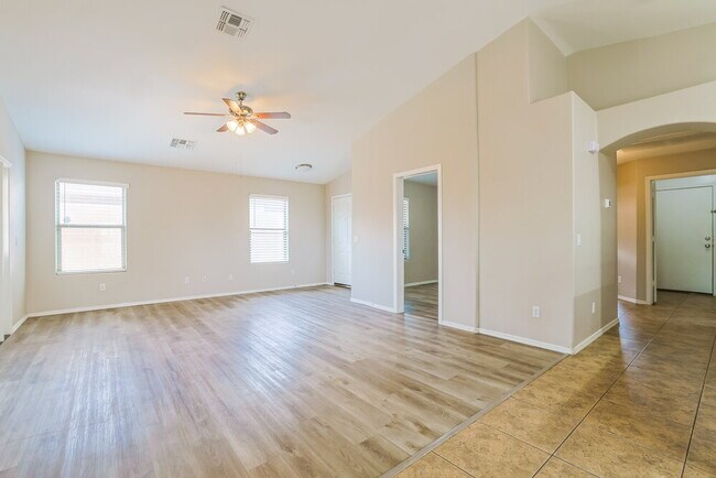 Photo - 3611 W Santa Cruz Ave