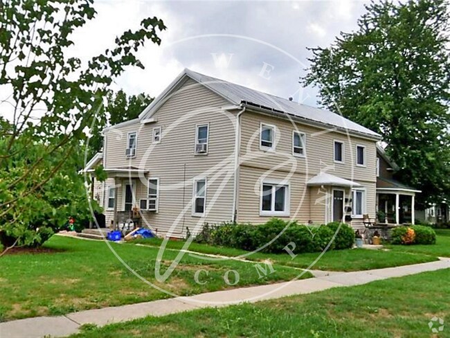 Building Photo - 2 story 2 bed with bonus room! Maumee Scho... Rental