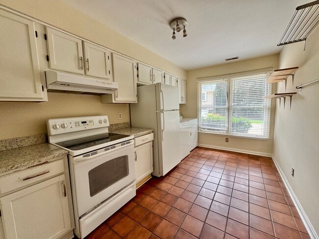Photo - Prime Chapel Hill Living | 2BR Townhouse on MLK Blvd