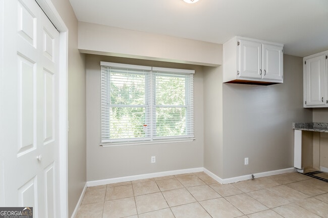 Photo - 1561 Rose Garden Ln