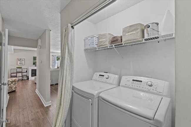 Photo - 18 Willow Bridge Dr