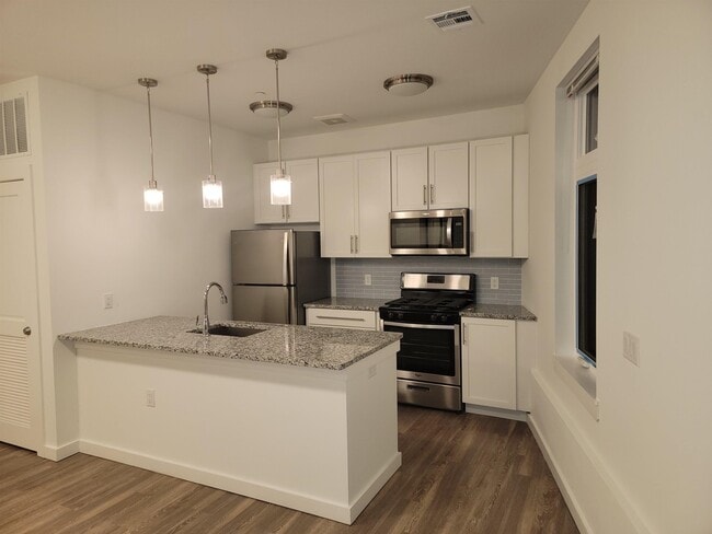 Photo - 61 Virginia Ave Unit 203