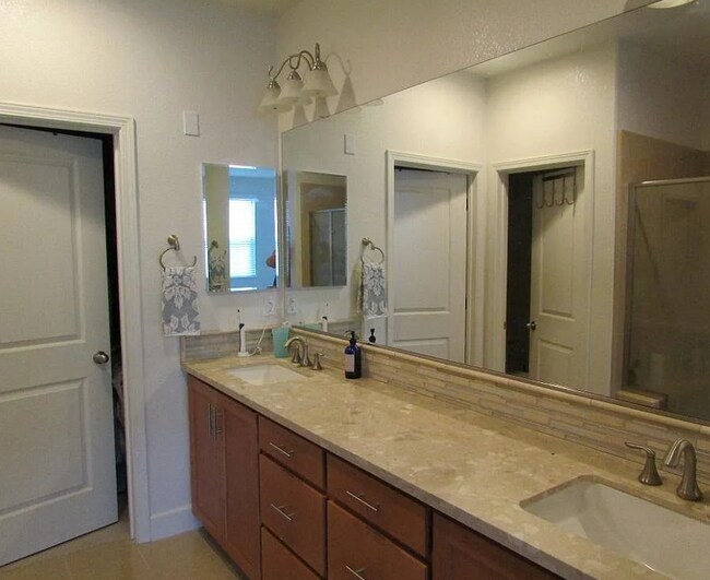 Photo - 2960 Via Torino