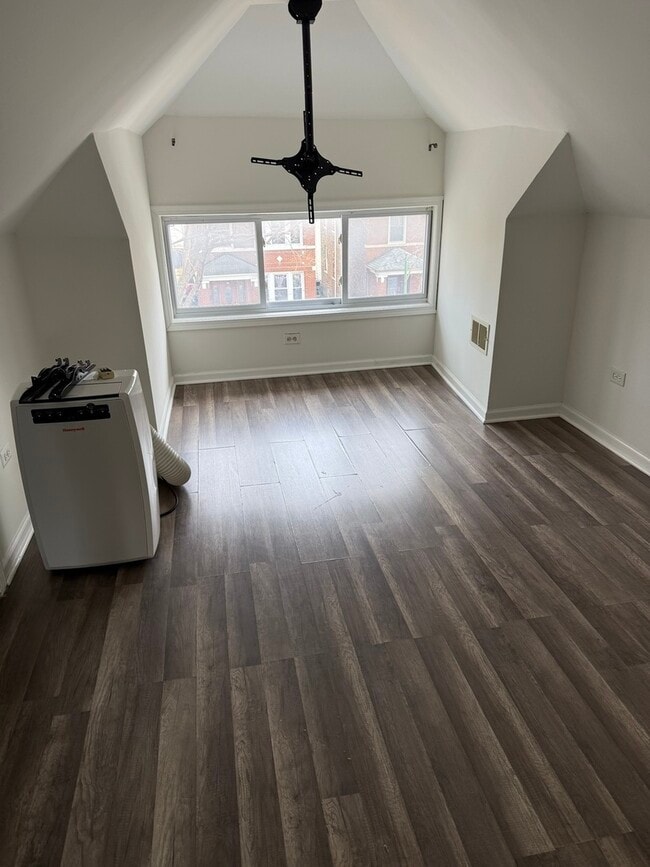 Photo - 4612 S Spaulding Ave Unit 3