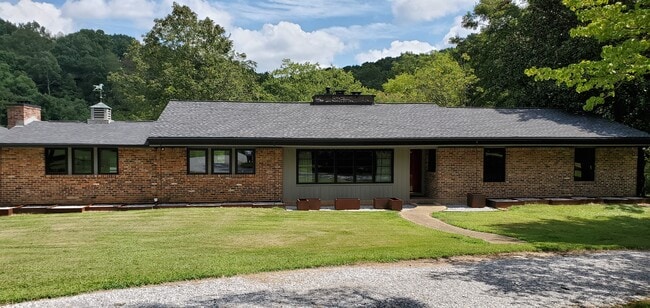 Building Photo - 126 Cypress Bend Pl Rental