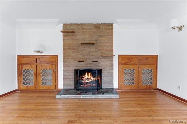 Photo - 9127 Lake Rd