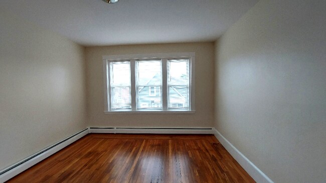 Photo - 6 Wabeno St Unidad 3