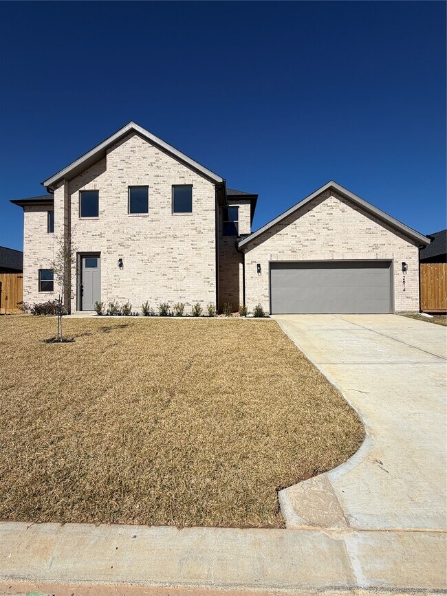 Photo - 2614 Martinas Ct