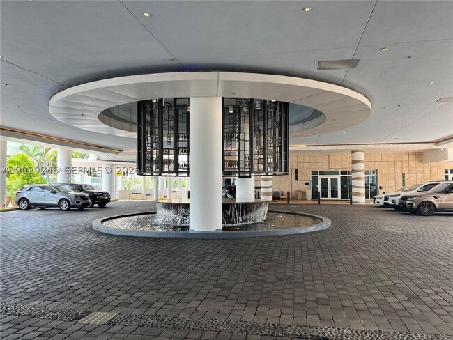 6799 Collins Ave Unit 1501