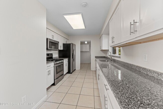 Photo - 420 S Tropical Trail