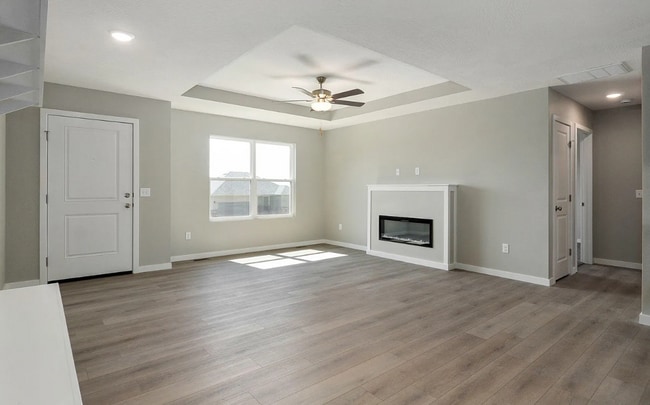 Photo - Like New 3 Bedroom Home - Hills of Olde Savannah