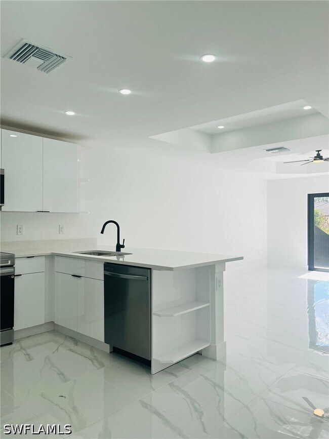 Photo - 1112 East 12th Street
