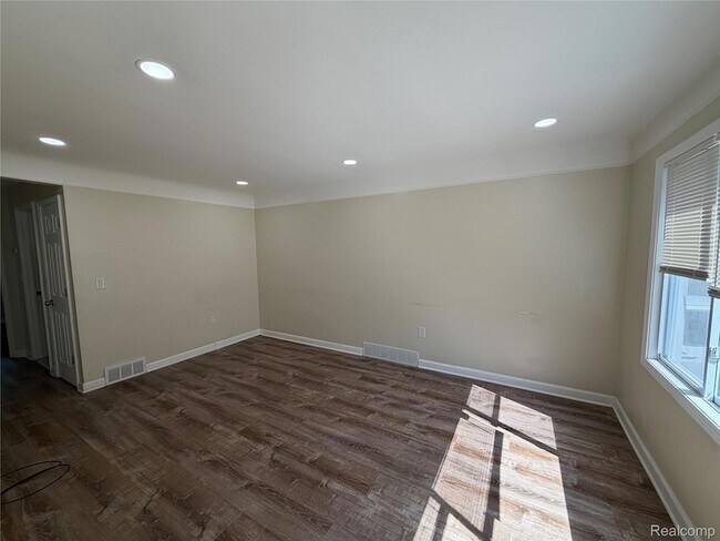7459 Asbury Park