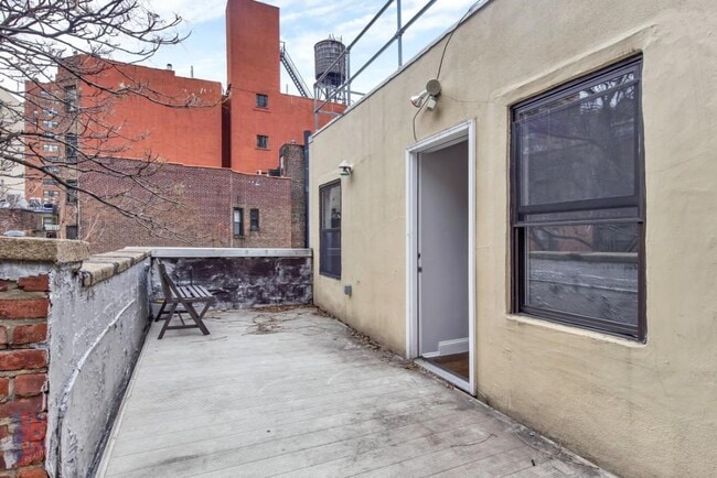 Building Photo - 145 E 26th St Unit 5B Rental