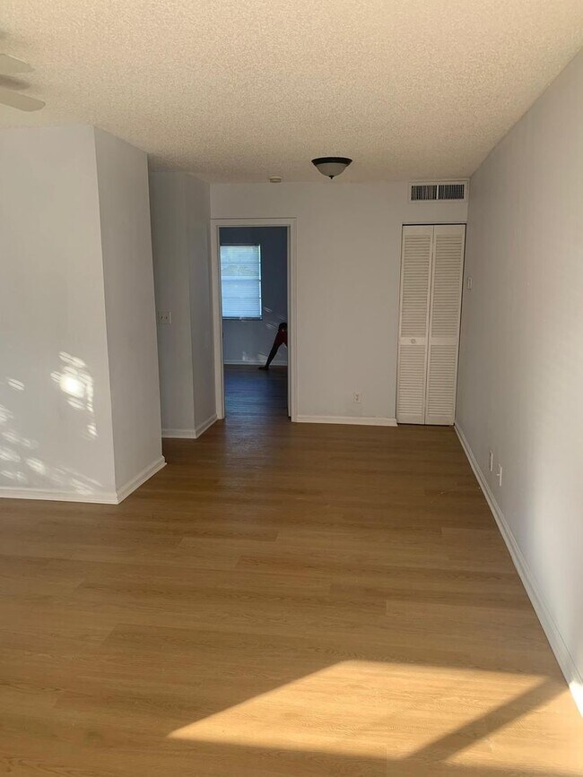 Photo - 116 N F St Unit 116 N F Street  2