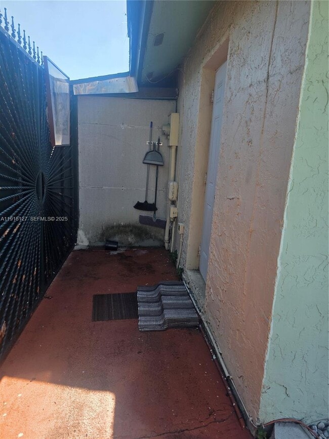 Photo - 714 SW 99th Ct Cir Unit 0