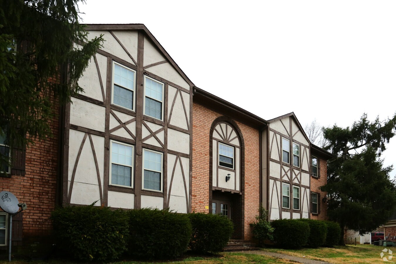 Photo - Nottingham Court Apartments