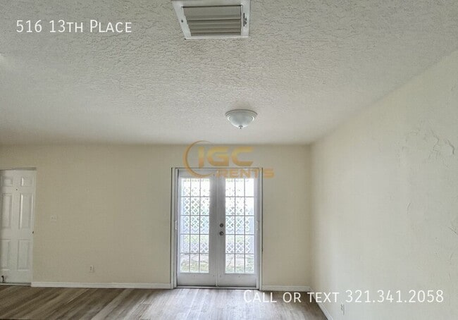 Photo - 516 13th Pl
