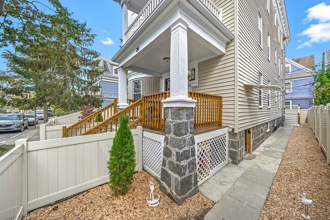 Photo - 24 Hinckley St Unit 1