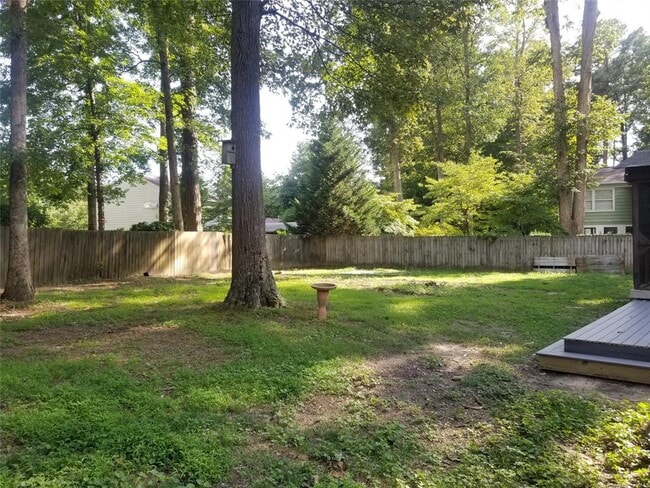 Photo - 110 King Henry Way