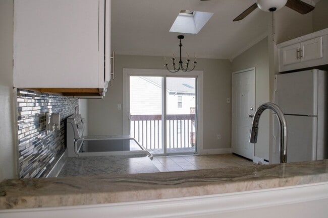 Photo - 89 Coleman St Unidad 531