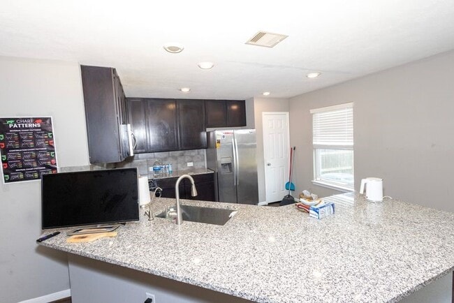 Photo - 8932 Hollister Commons Ln